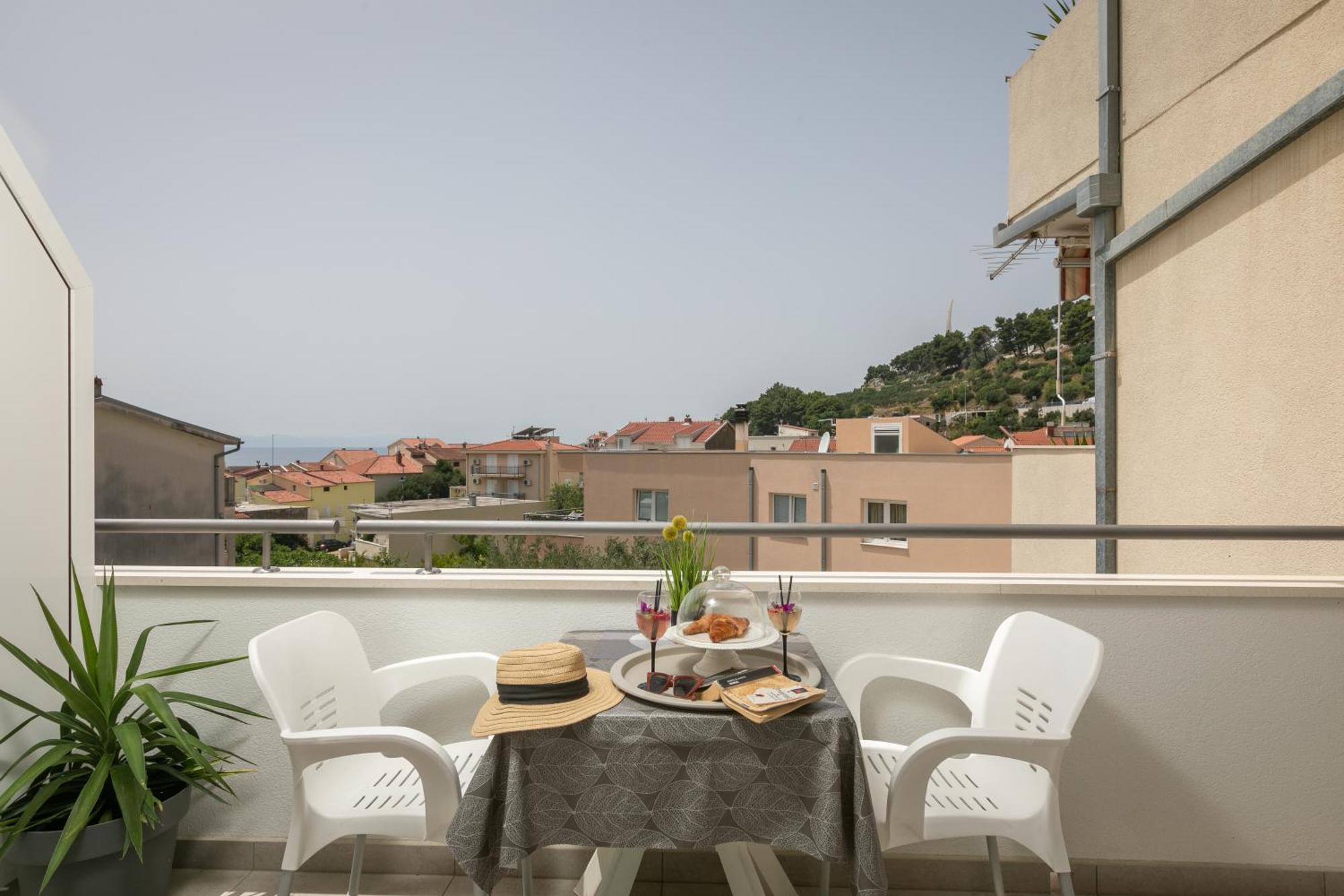 Sea View M Apartma