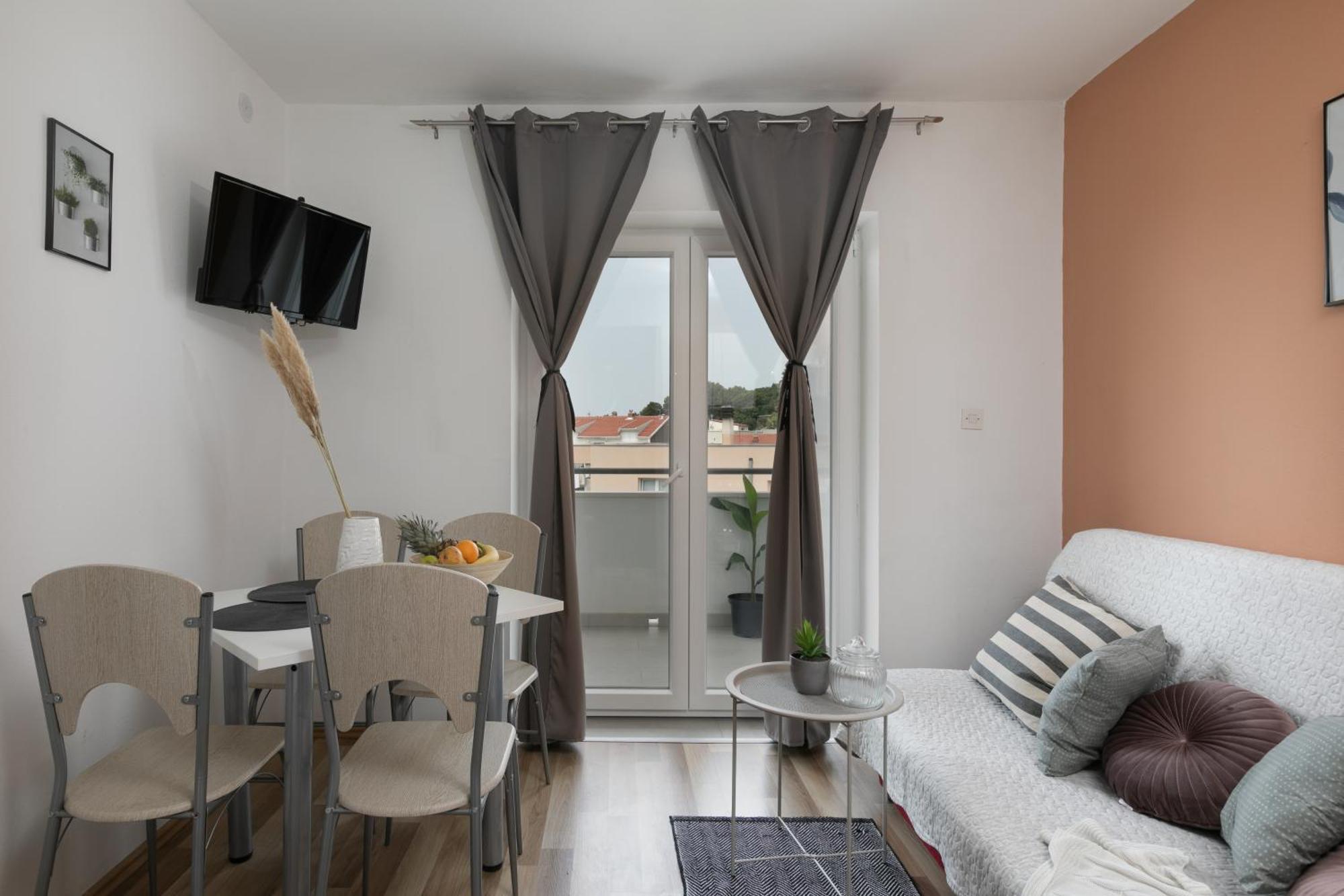 Sea View M Apartma